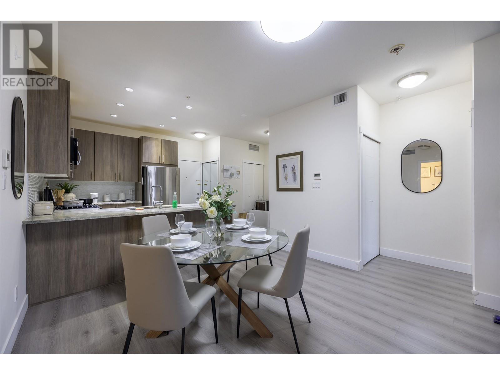 Listing Picture 7 of 22 : 302 6011 NO. 1 ROAD, Richmond / 烈治文 - 魯藝地產 Yvonne Lu Group - MLS Medallion Club Member