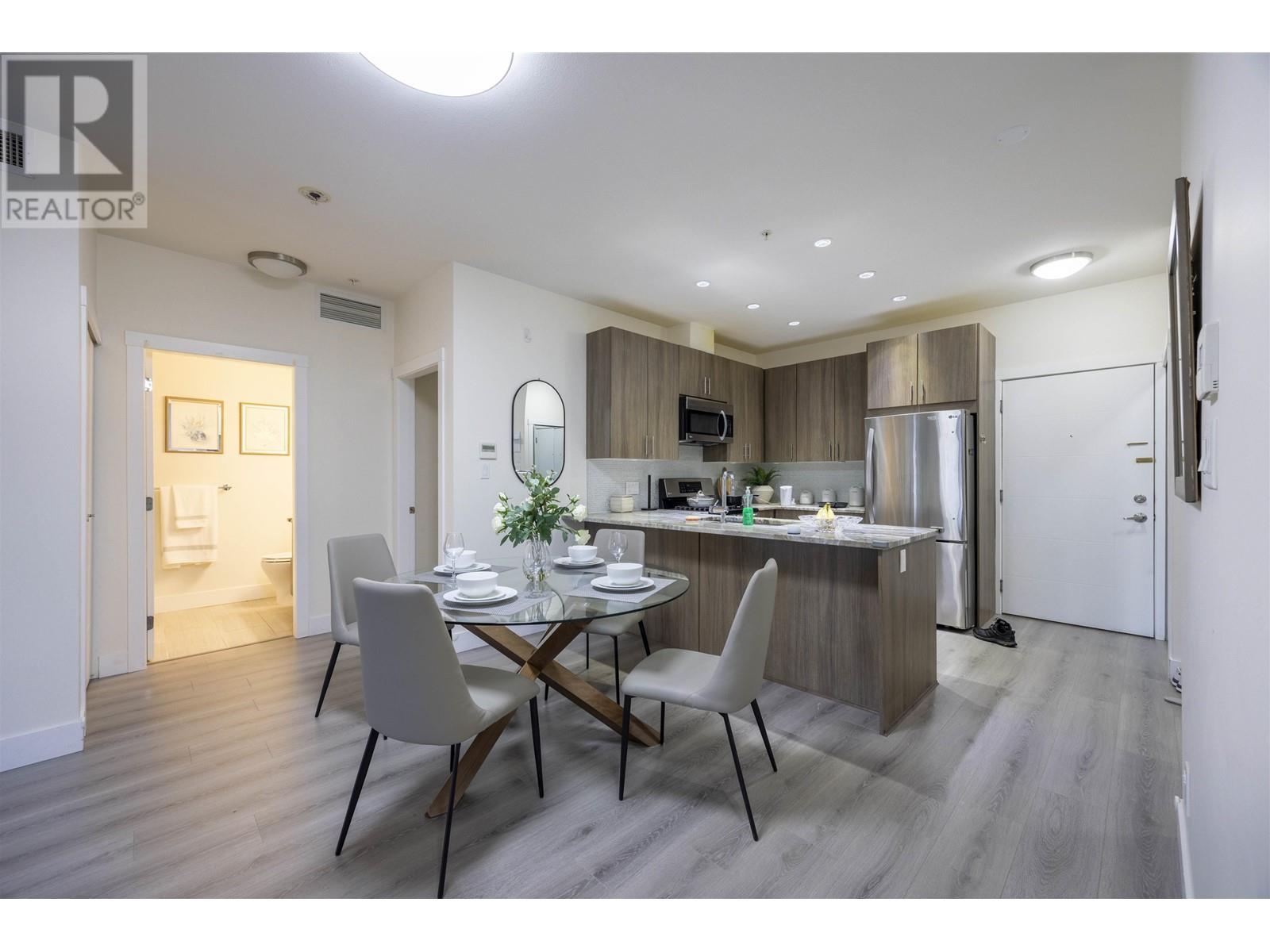 Listing Picture 6 of 22 : 302 6011 NO. 1 ROAD, Richmond / 烈治文 - 魯藝地產 Yvonne Lu Group - MLS Medallion Club Member