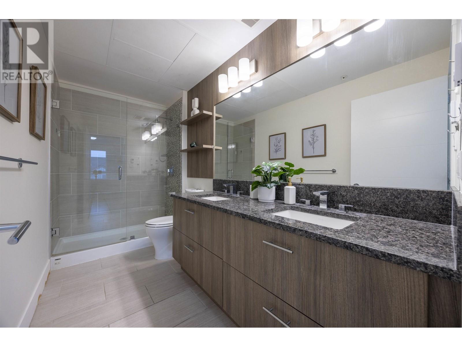 Listing Picture 17 of 22 : 302 6011 NO. 1 ROAD, Richmond / 烈治文 - 魯藝地產 Yvonne Lu Group - MLS Medallion Club Member