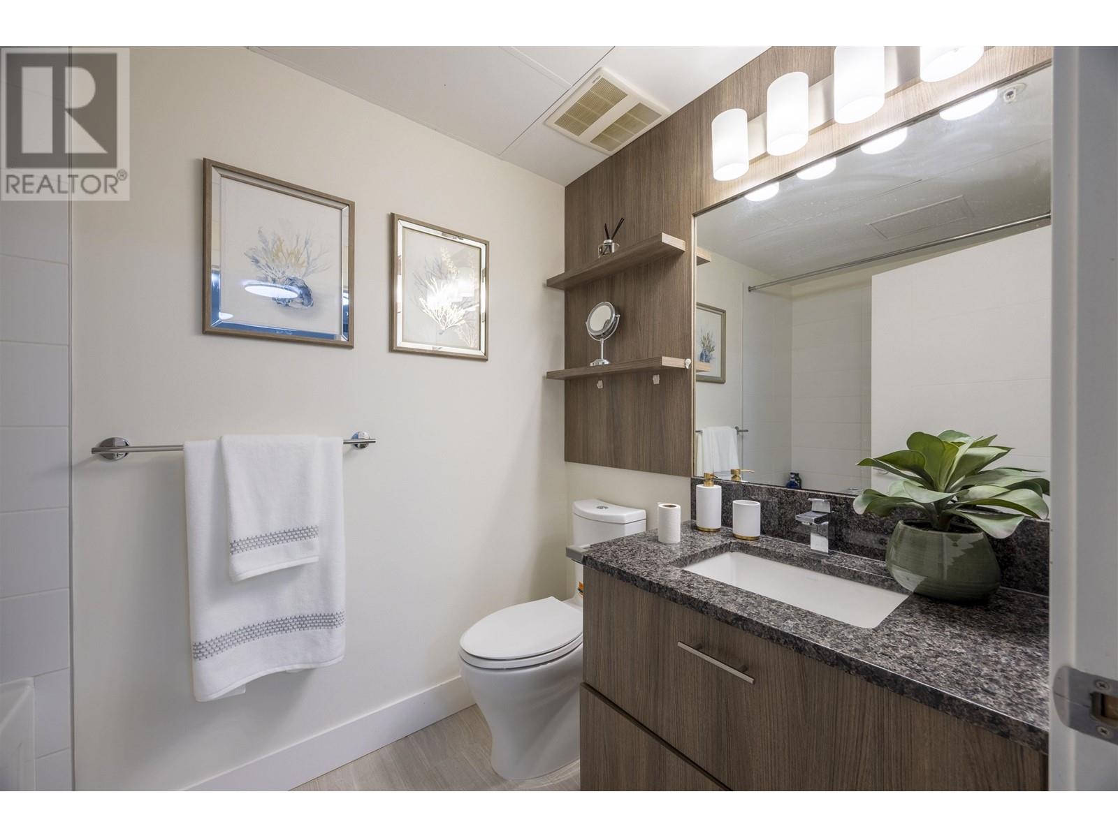 Listing Picture 14 of 22 : 302 6011 NO. 1 ROAD, Richmond / 烈治文 - 魯藝地產 Yvonne Lu Group - MLS Medallion Club Member