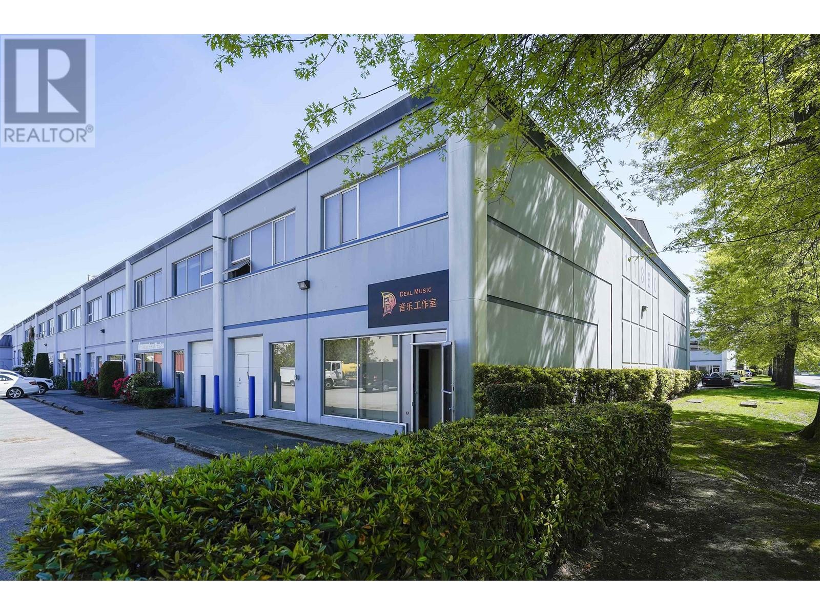 Listing Picture 2 of 17 : 173 11860 HAMMERSMITH WAY, Richmond / 烈治文 - 魯藝地產 Yvonne Lu Group - MLS Medallion Club Member