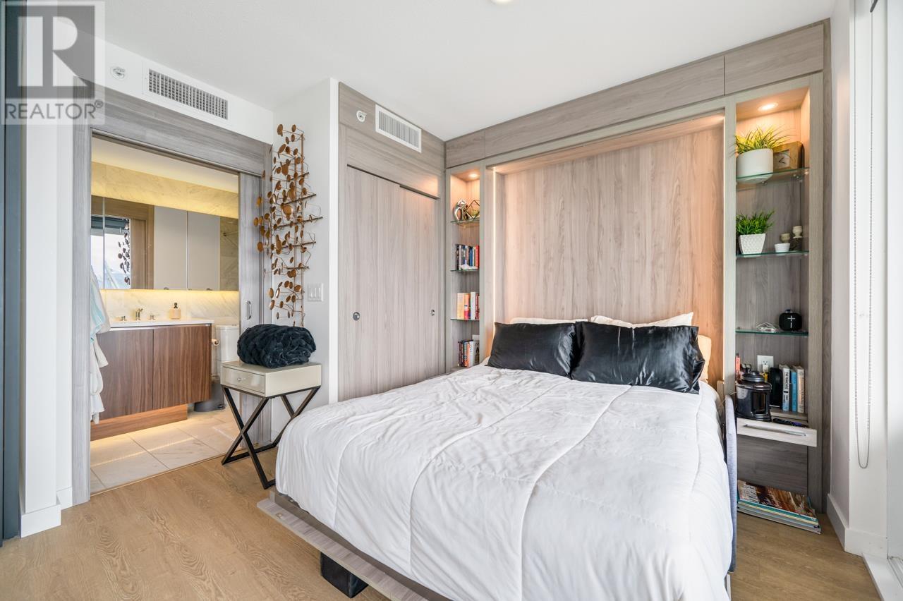2610 89 Nelson Street, Vancouver, British Columbia  V6Z 0E7 - Photo 3 - R2943582
