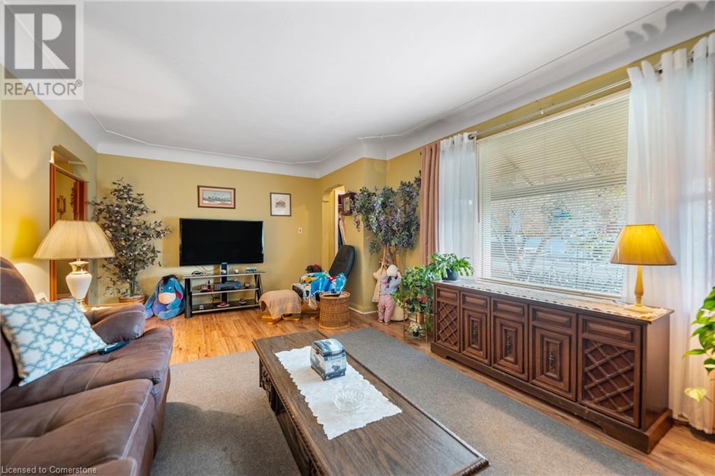 6749 Betty Avenue, Niagara Falls, Ontario  L2G 5W4 - Photo 11 - 40676088