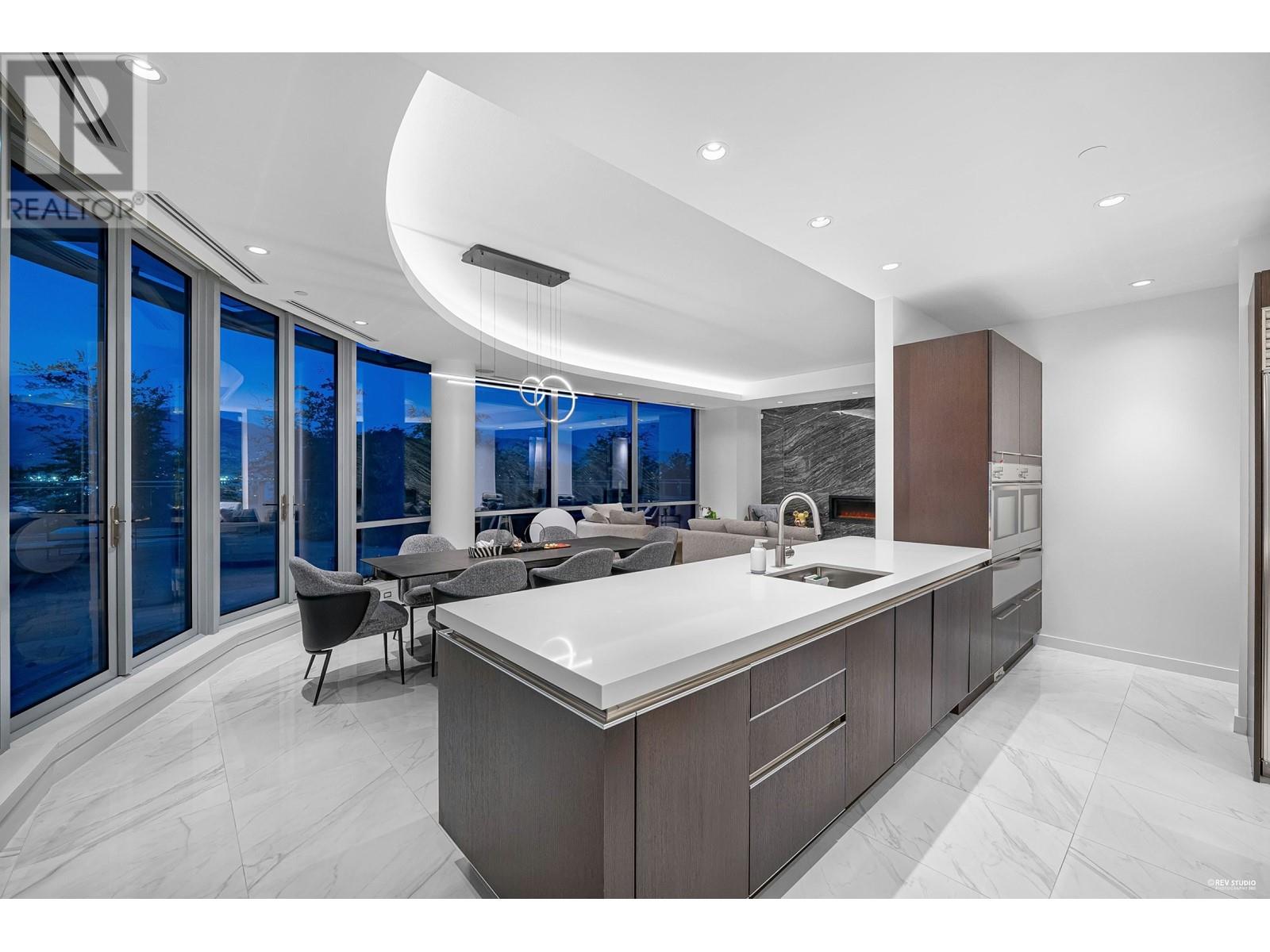 Listing Picture 11 of 40 : 301 1169 W CORDOVA STREET, Vancouver / 溫哥華 - 魯藝地產 Yvonne Lu Group - MLS Medallion Club Member