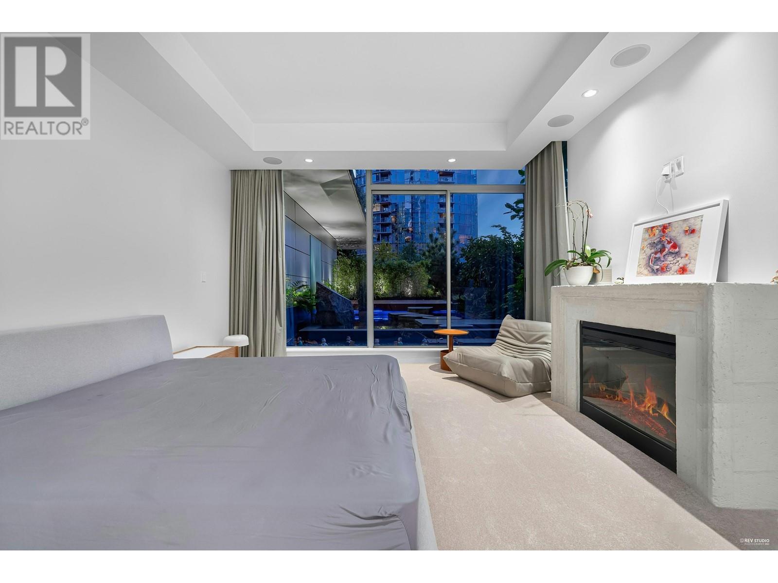 Listing Picture 27 of 40 : 301 1169 W CORDOVA STREET, Vancouver / 溫哥華 - 魯藝地產 Yvonne Lu Group - MLS Medallion Club Member