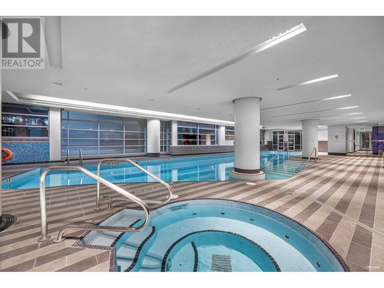 Listing Picture 36 of 40 : 301 1169 W CORDOVA STREET, Vancouver / 溫哥華 - 魯藝地產 Yvonne Lu Group - MLS Medallion Club Member