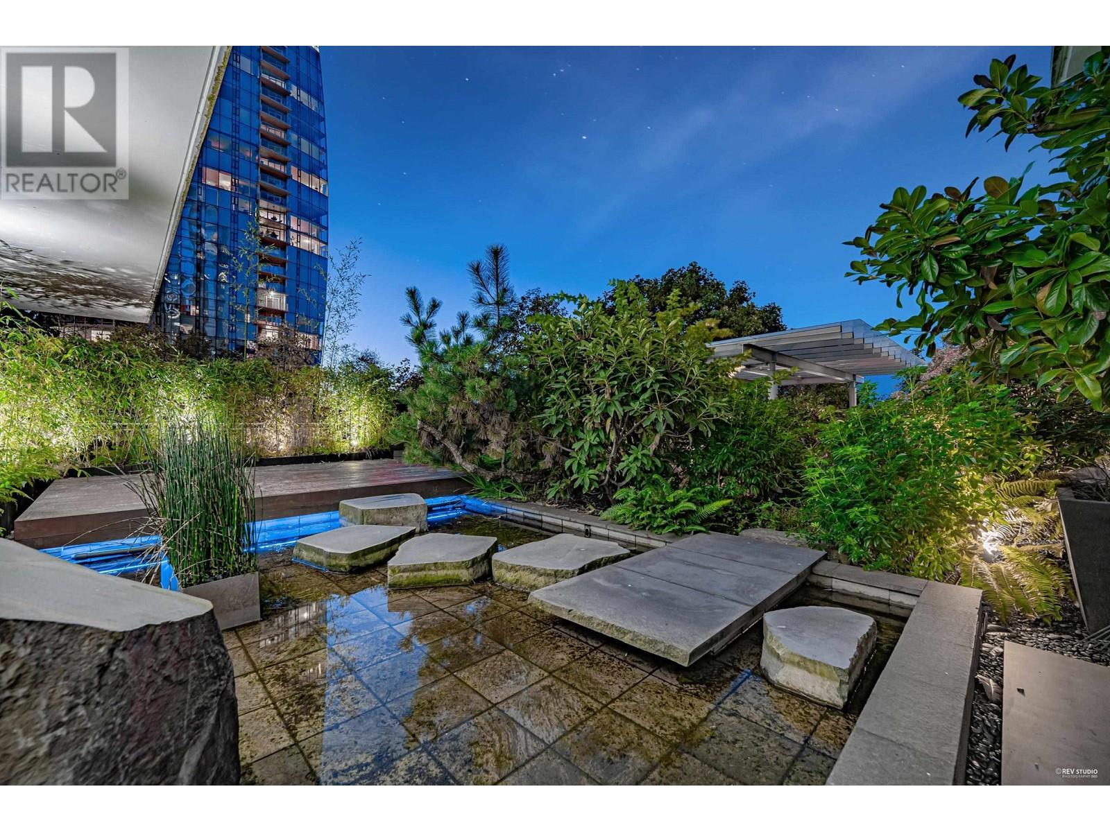 Listing Picture 26 of 40 : 301 1169 W CORDOVA STREET, Vancouver / 溫哥華 - 魯藝地產 Yvonne Lu Group - MLS Medallion Club Member