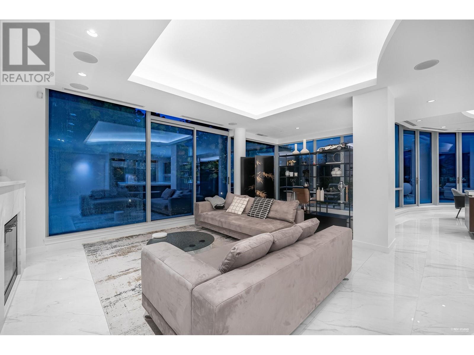 Listing Picture 20 of 40 : 301 1169 W CORDOVA STREET, Vancouver / 溫哥華 - 魯藝地產 Yvonne Lu Group - MLS Medallion Club Member