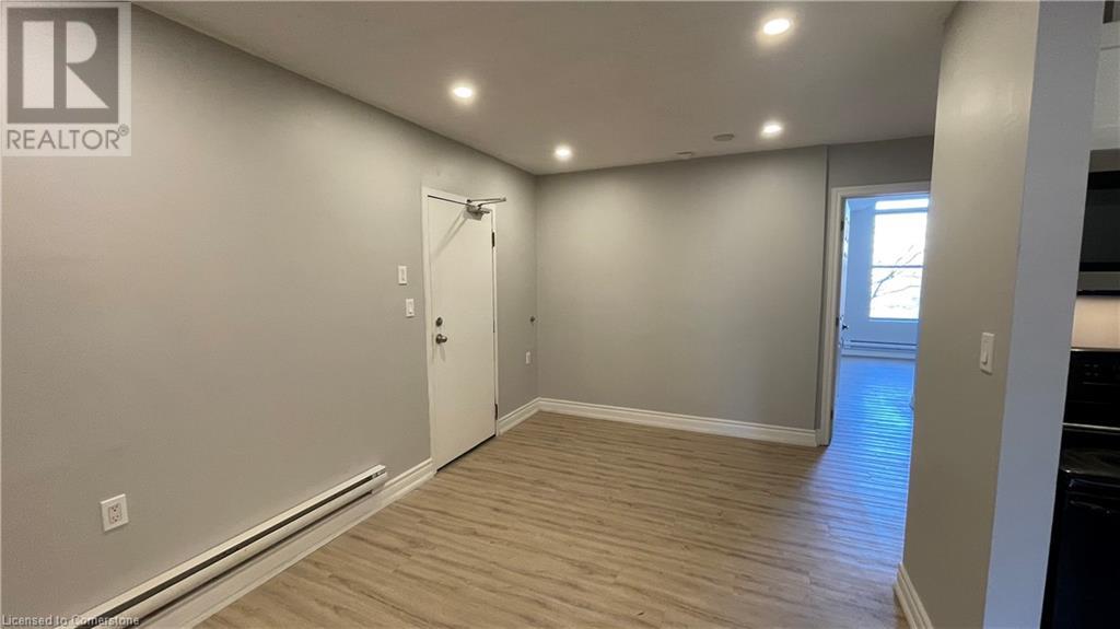 69 East Main Street Unit# 202, Welland, Ontario  L3B 3W4 - Photo 3 - 40676989