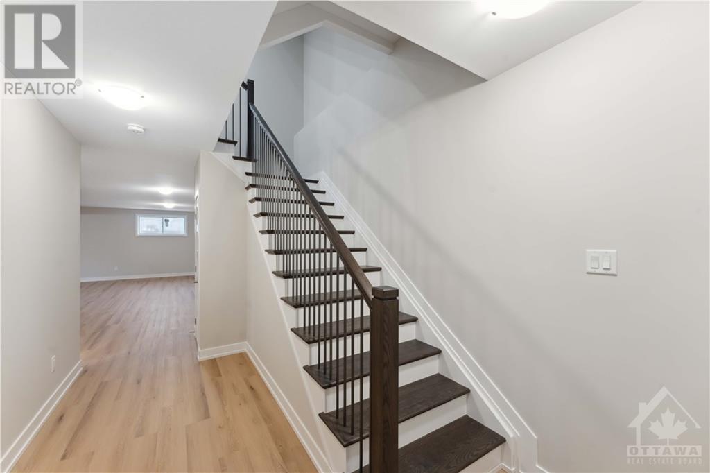 1357 Kitchener AvenueOttawa, Ontario  K1V 6W1 - Photo 18 - X9515655