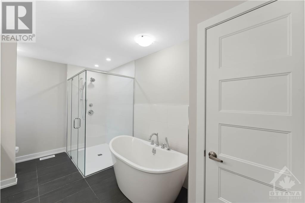 1357 Kitchener AvenueOttawa, Ontario  K1V 6W1 - Photo 16 - X9515655