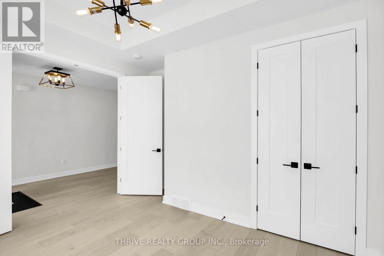 117 Aspen Circle, Thames Centre, Ontario  N0M 0A4 - Photo 4 - X10423599