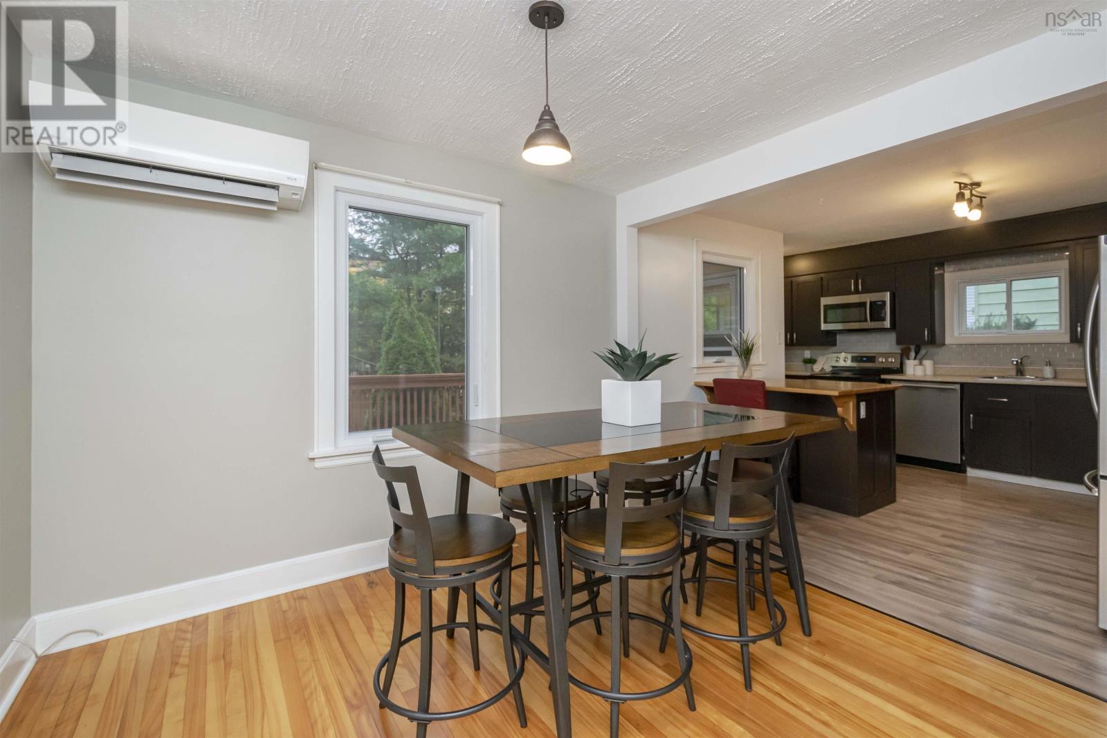 967 Brussels Street, Halifax, Nova Scotia  B3H 2S9 - Photo 11 - 202426601