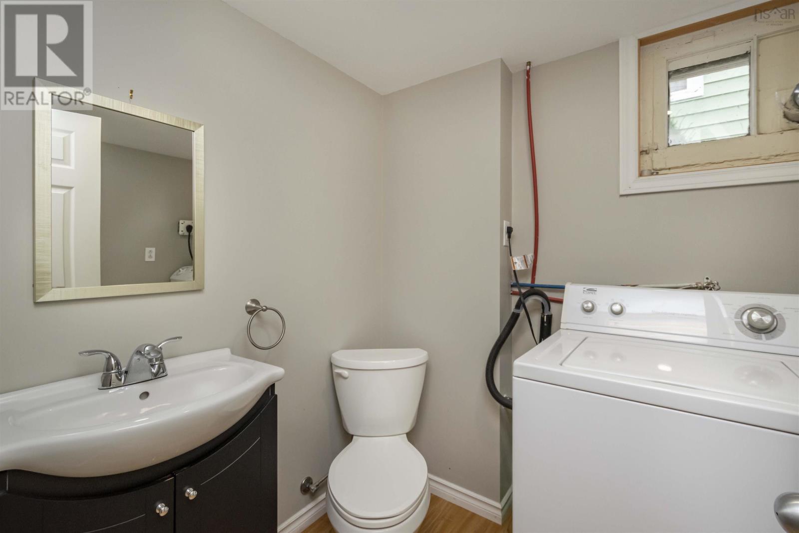 967 Brussels Street, Halifax, Nova Scotia  B3H 2S9 - Photo 42 - 202426601