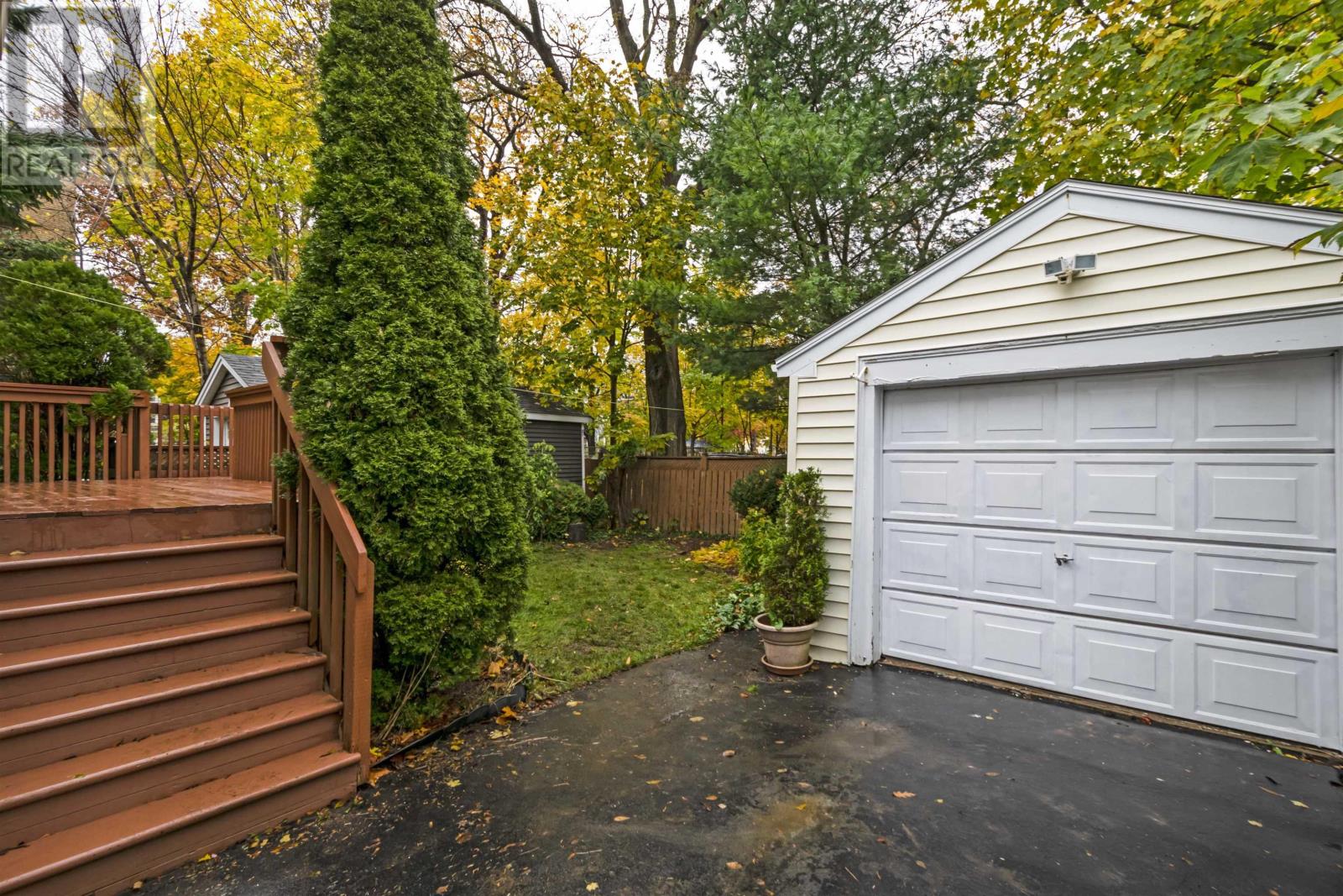 967 Brussels Street, Halifax, Nova Scotia  B3H 2S9 - Photo 48 - 202426601