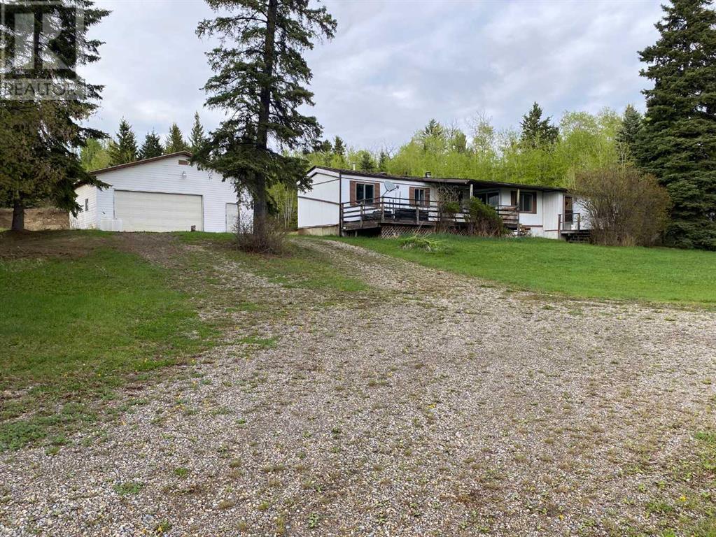 437 Lobstick Trail, Leslieville, Alberta  T0M 1H0 - Photo 3 - A2133821