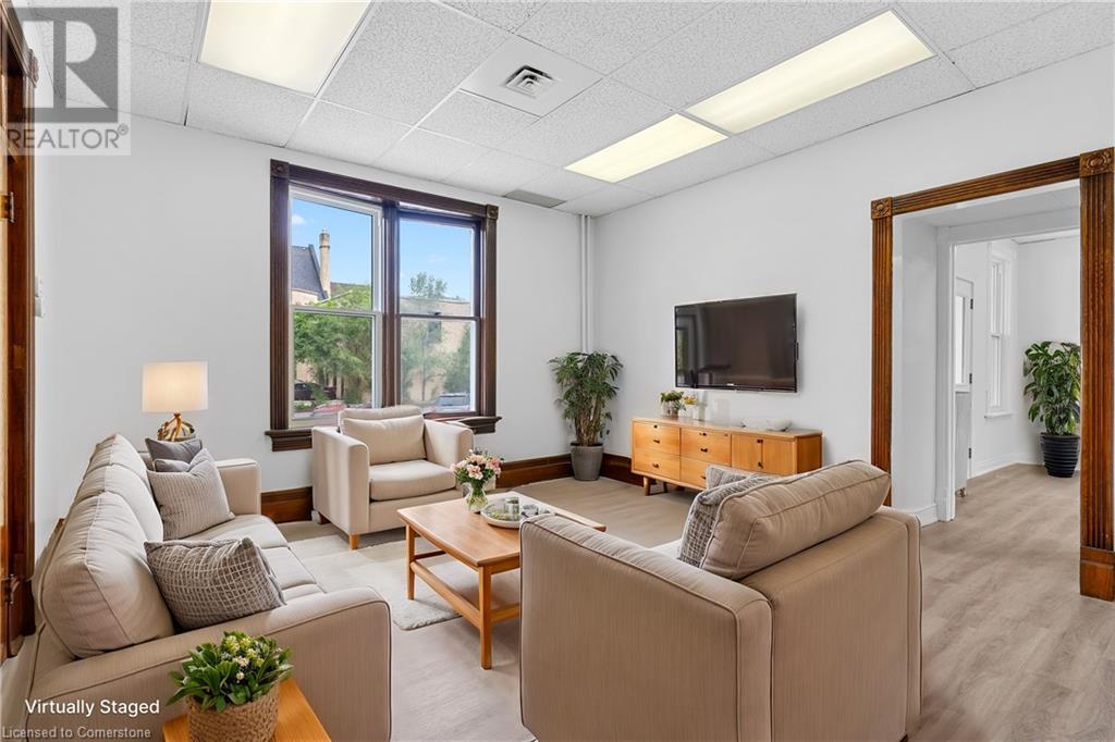 18 Weber Street W Unit# Main Floor, Kitchener, Ontario  N2H 3Z2 - Photo 7 - 40677003