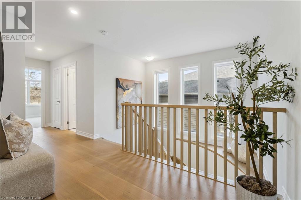 245 Dicenzo DriveHamilton, Ontario  L9B 2X7 - Photo 30 - 40677245