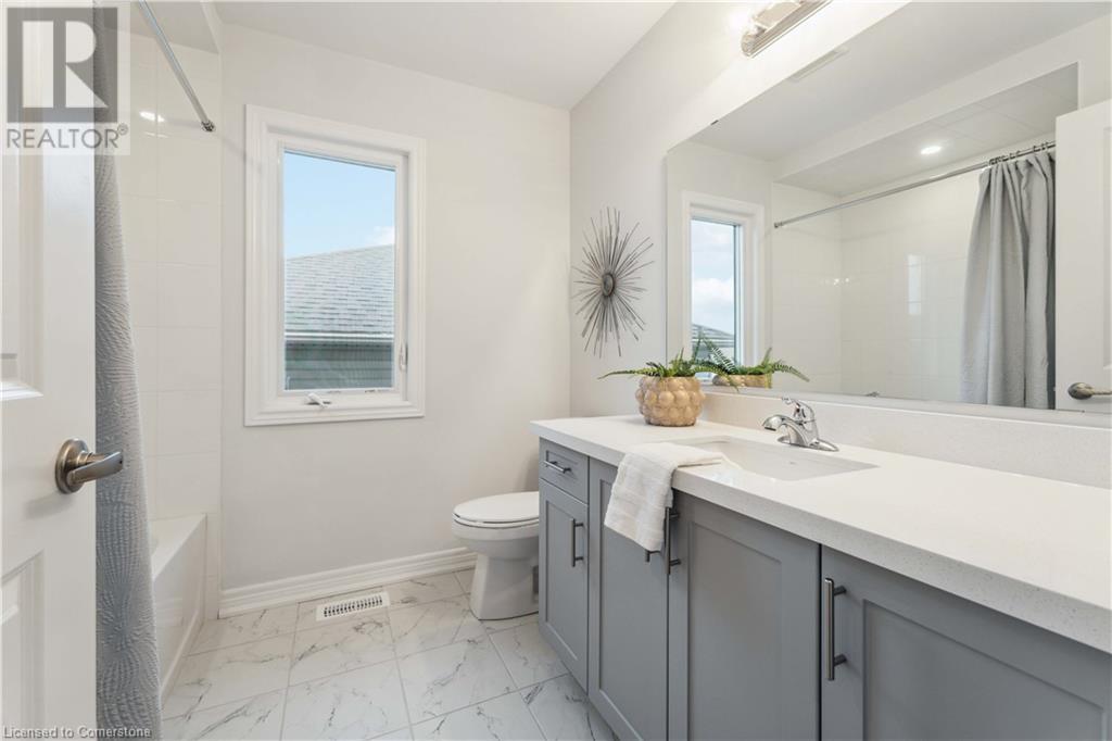 245 Dicenzo DriveHamilton, Ontario  L9B 2X7 - Photo 37 - 40677245