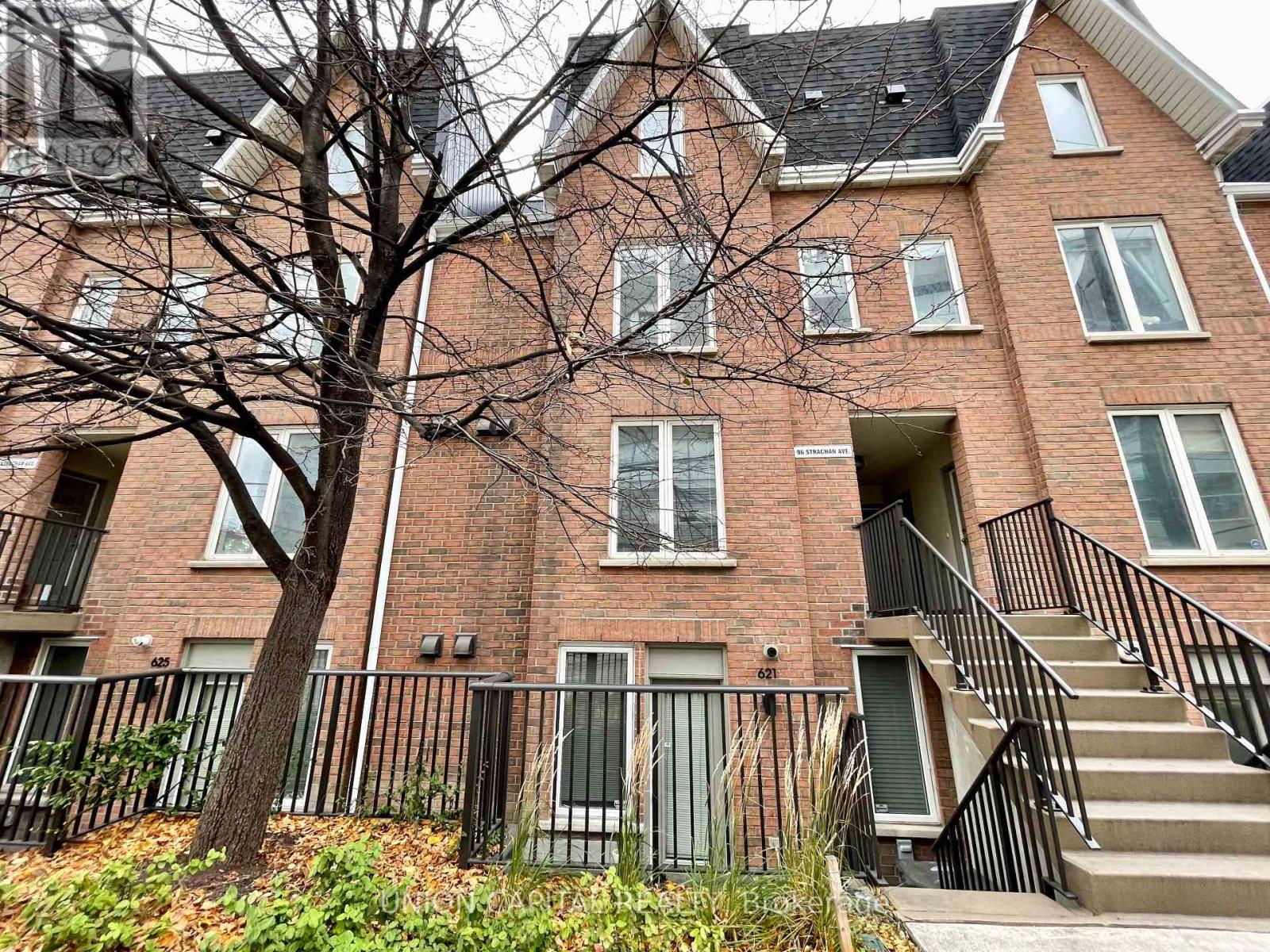 621 - 96 Strachan Avenue, Toronto, Ontario  M6K 3M6 - Photo 1 - C10423861