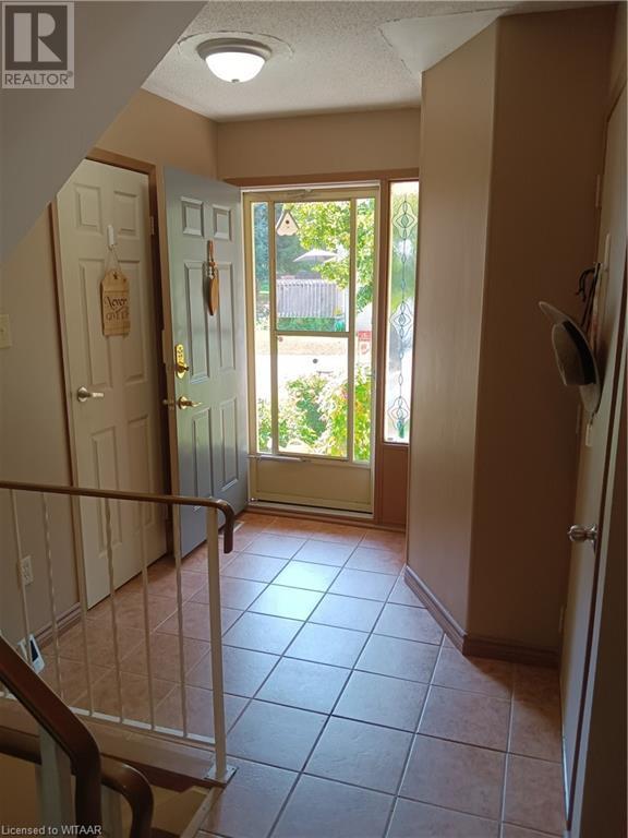 179 Ferguson Drive Unit# 6, Woodstock, Ontario  N4V 1A5 - Photo 5 - 40618209