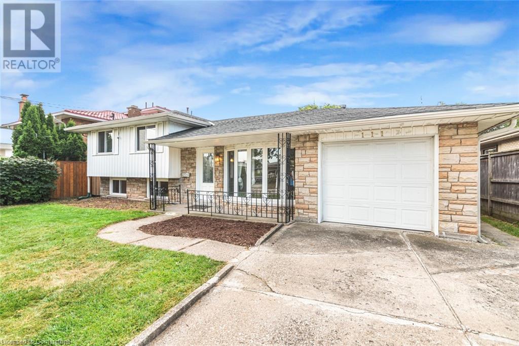 111 Buckingham Drive, Hamilton, Ontario  L9C 2G8 - Photo 3 - 40677017