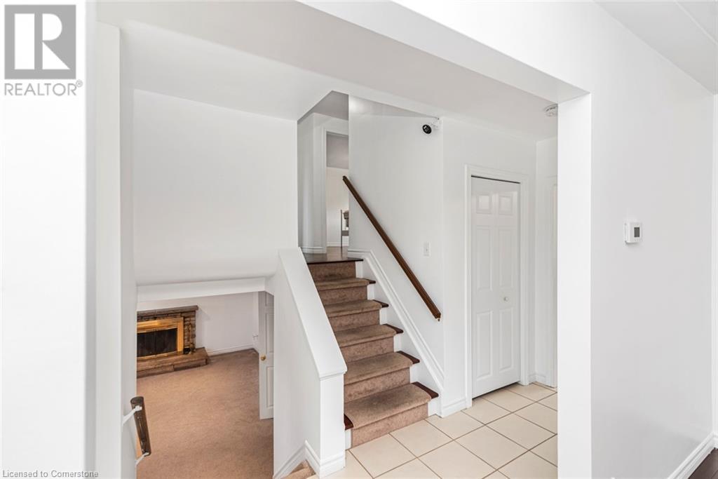 111 Buckingham Drive, Hamilton, Ontario  L9C 2G8 - Photo 21 - 40677017