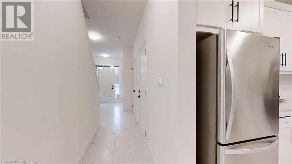 35 Christopher Court, London, Ontario  N5X 3X4 - Photo 5 - 40665663