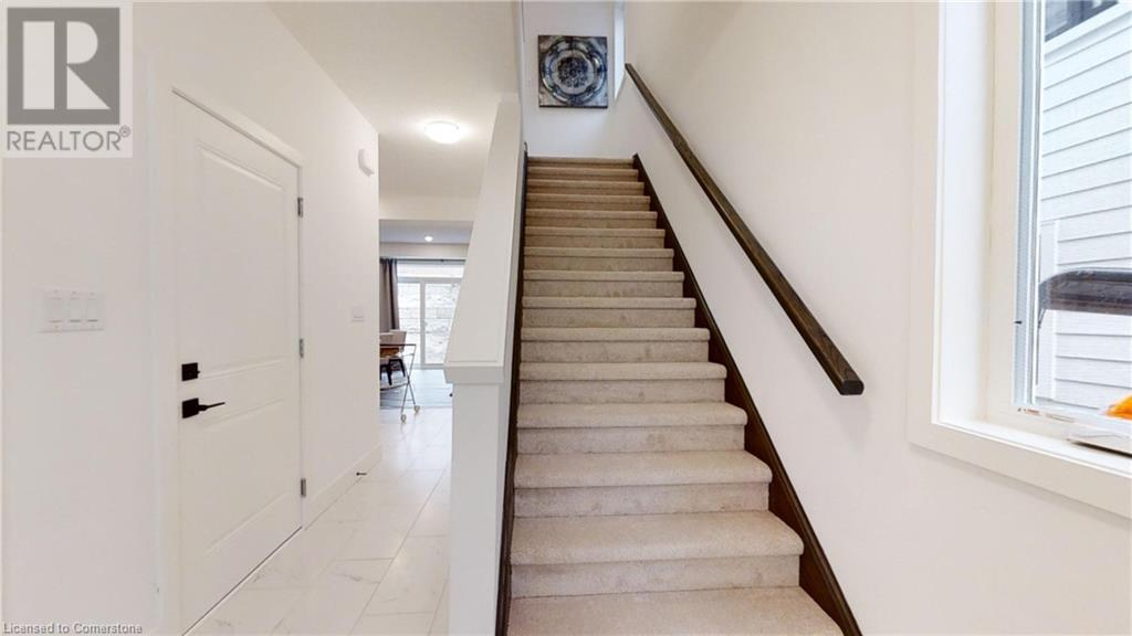 35 Christopher Court, London, Ontario  N5X 3X4 - Photo 3 - 40665663