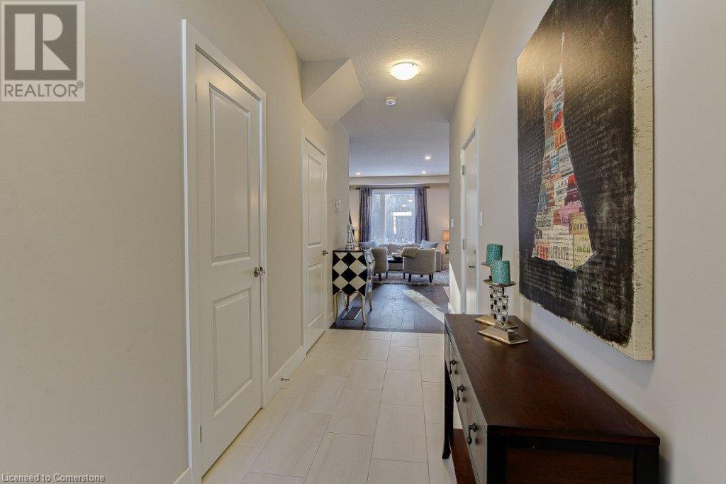 2274 Southport Crescent, London, Ontario  N6M 0A1 - Photo 2 - 40666250