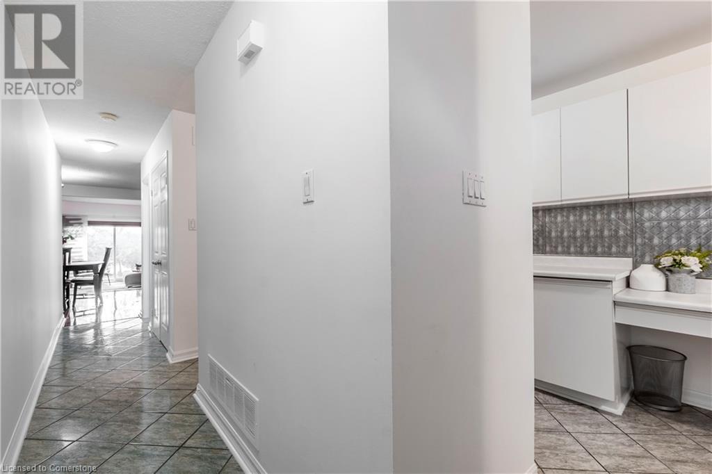 2205 South Millway Unit# 115Mississauga, Ontario  L5L 3T2 - Photo 6 - 40677320