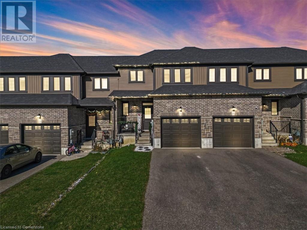 232 LINKS Crescent, woodstock, Ontario