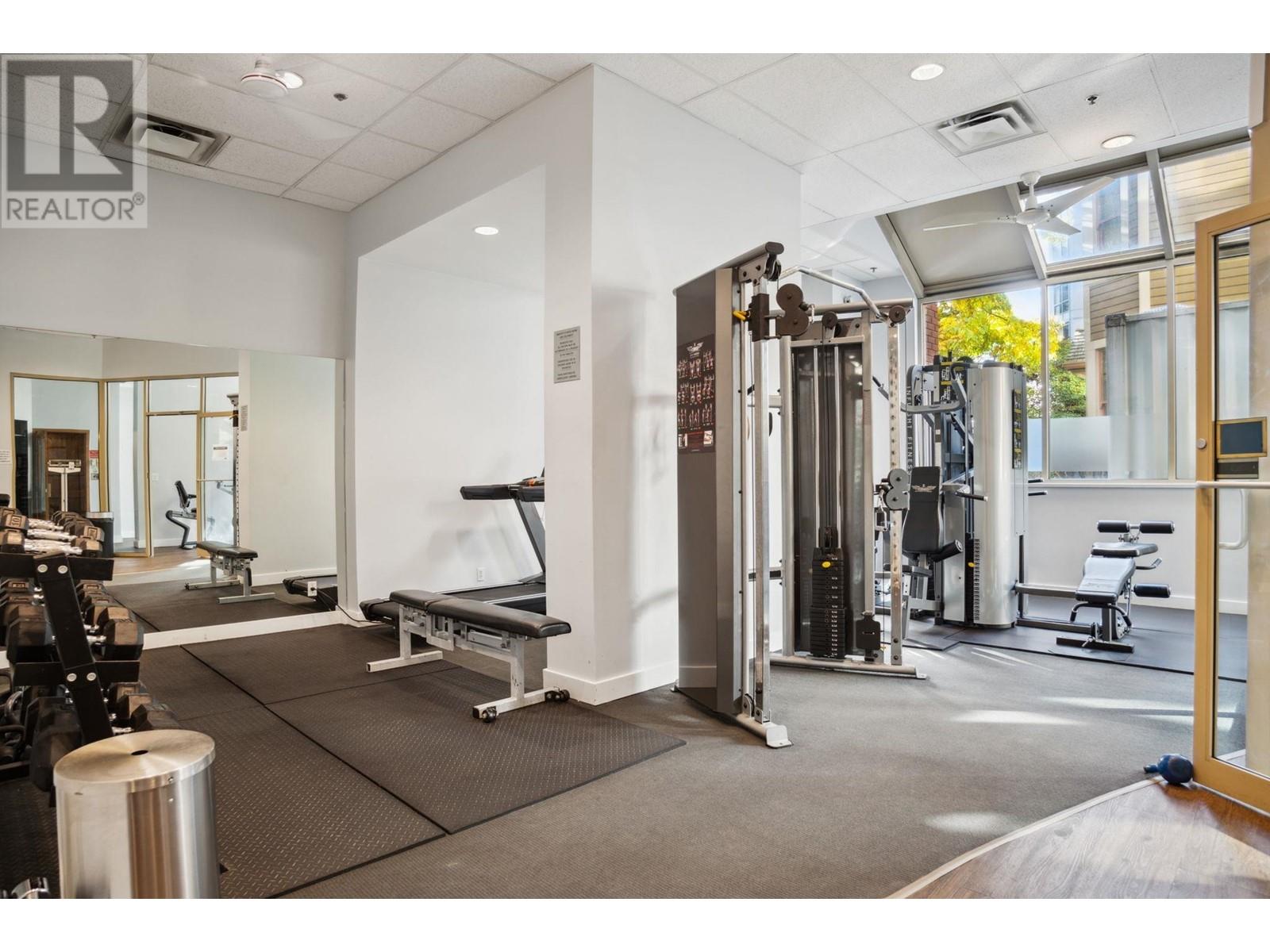 Listing Picture 15 of 16 : 1310 819 HAMILTON STREET, Vancouver / 溫哥華 - 魯藝地產 Yvonne Lu Group - MLS Medallion Club Member