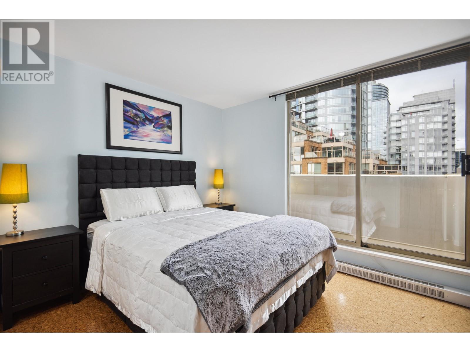 Listing Picture 6 of 16 : 1310 819 HAMILTON STREET, Vancouver / 溫哥華 - 魯藝地產 Yvonne Lu Group - MLS Medallion Club Member