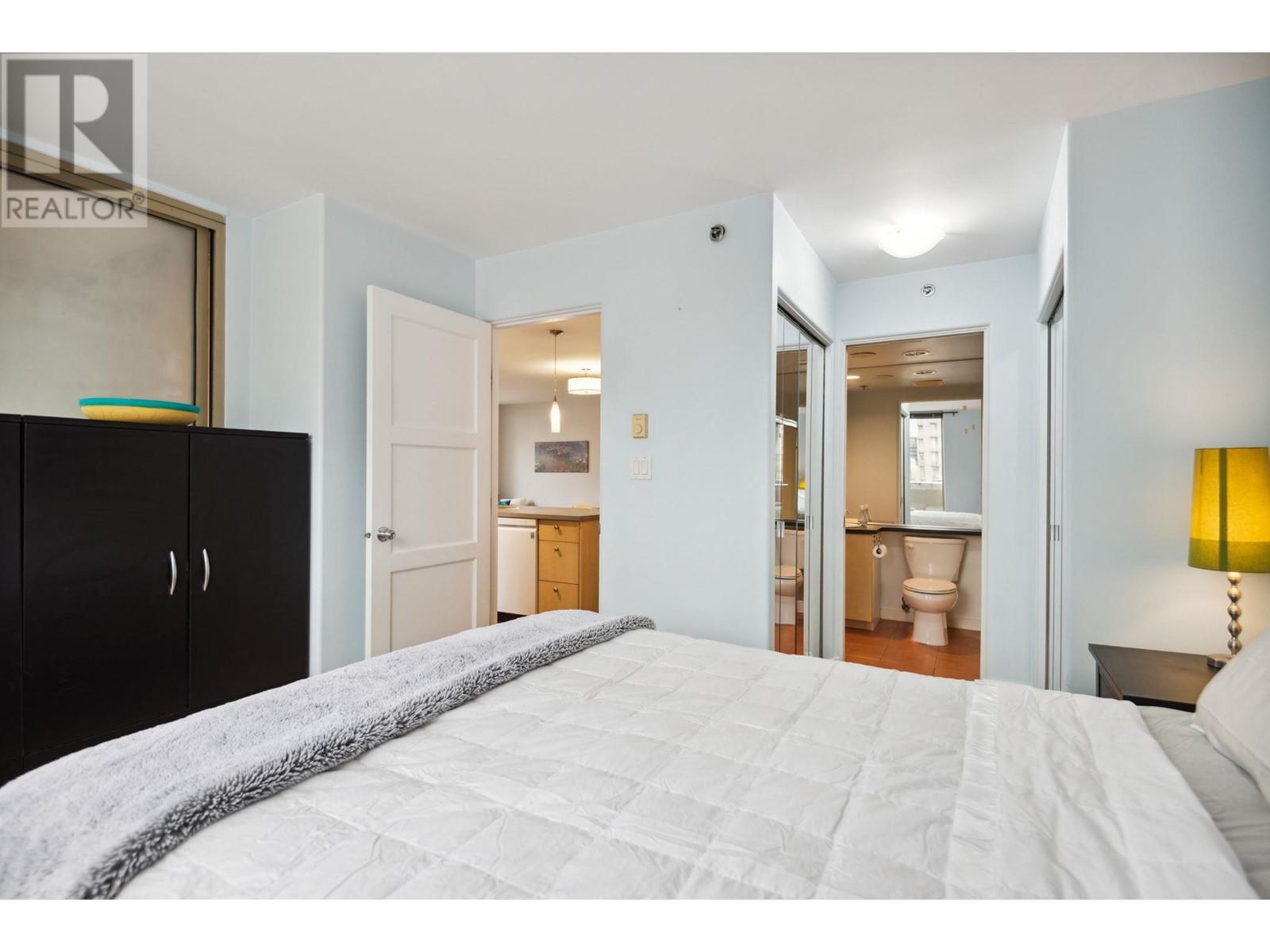 Listing Picture 7 of 16 : 1310 819 HAMILTON STREET, Vancouver / 溫哥華 - 魯藝地產 Yvonne Lu Group - MLS Medallion Club Member