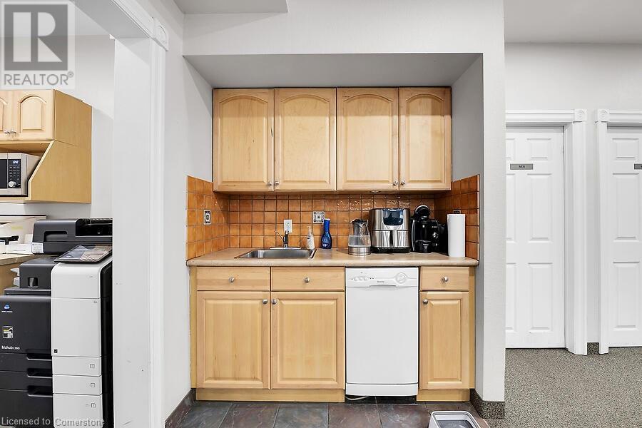 4280 Harvester Road Unit# 15-16Burlington, Ontario  L7L 5Z5 - Photo 17 - 40677707