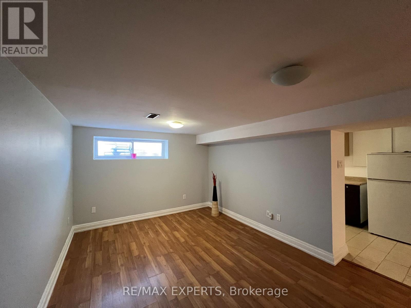 Bsmt - 366 Lauder Avenue, Toronto, Ontario  M6E 3H8 - Photo 8 - C10424354