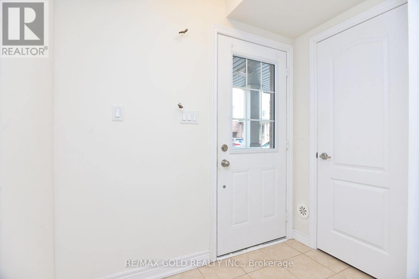 61 - 755 Linden Drive, Cambridge, Ontario  N3H 0E4 - Photo 3 - X10424520