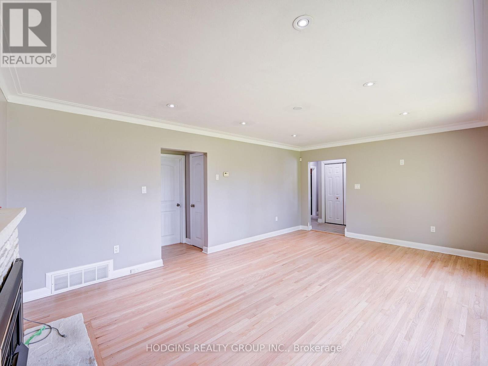 7079 Second Line W, Mississauga, Ontario  L5W 1A1 - Photo 11 - W9511715