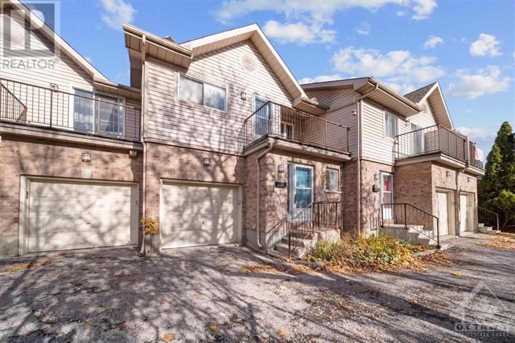 69 Carillon StreetOttawa, Ontario  K1L 5Y6 - Photo 2 - X10424764