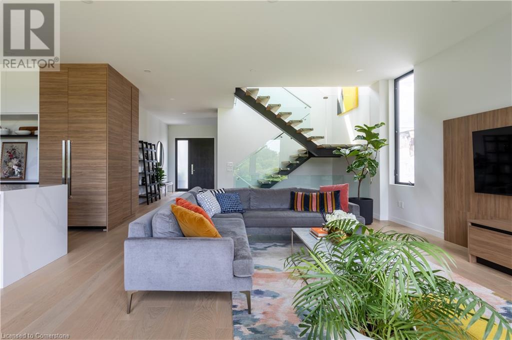 70 Upper Mount Albion Road, Hamilton, Ontario  L8J 2S1 - Photo 11 - 40677703