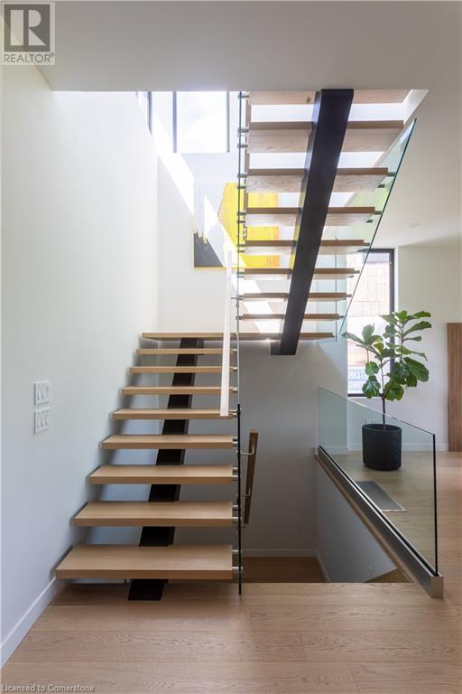 70 Upper Mount Albion Road, Hamilton, Ontario  L8J 2S1 - Photo 26 - 40677703