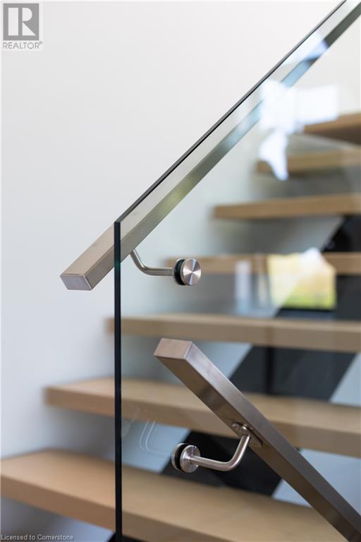 70 Upper Mount Albion Road, Hamilton, Ontario  L8J 2S1 - Photo 27 - 40677703