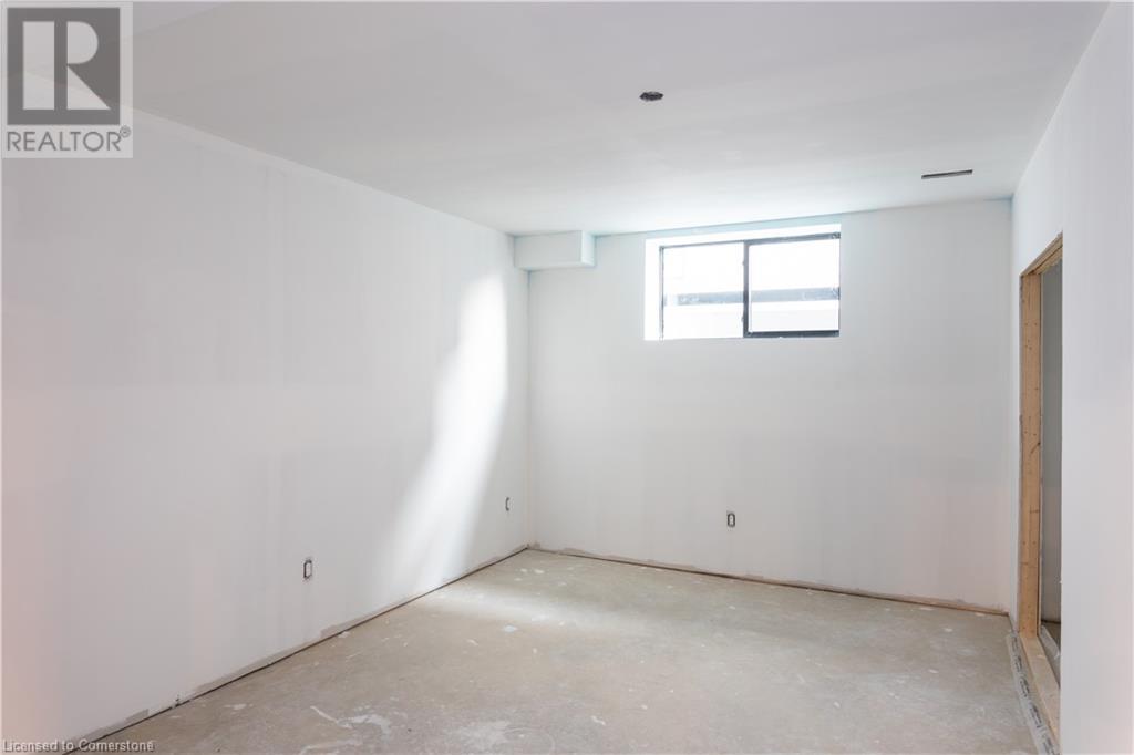 70 Upper Mount Albion Road, Hamilton, Ontario  L8J 2S1 - Photo 49 - 40677703