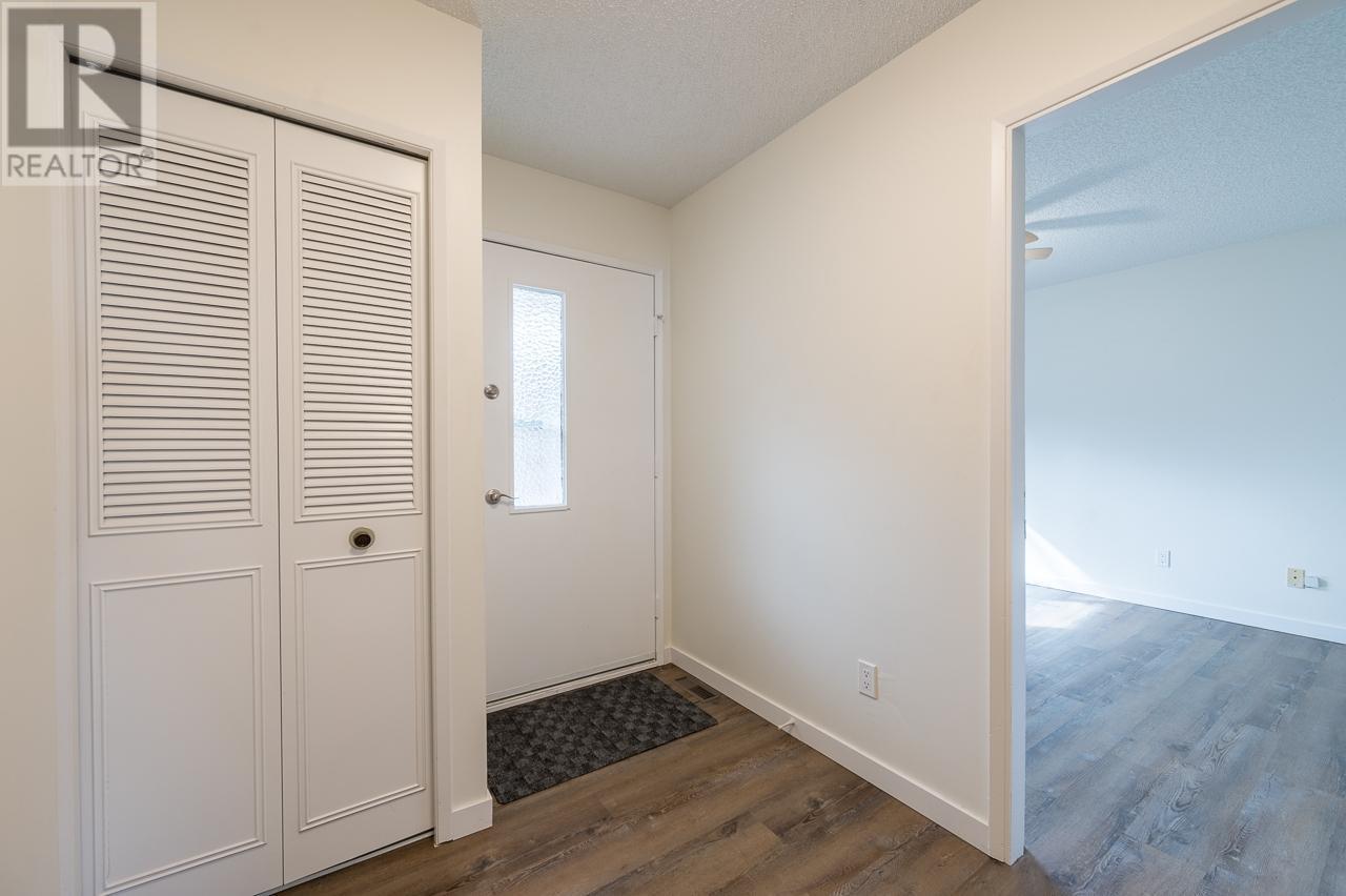 460 DALGLEISH Drive Unit# 2 Kamloops