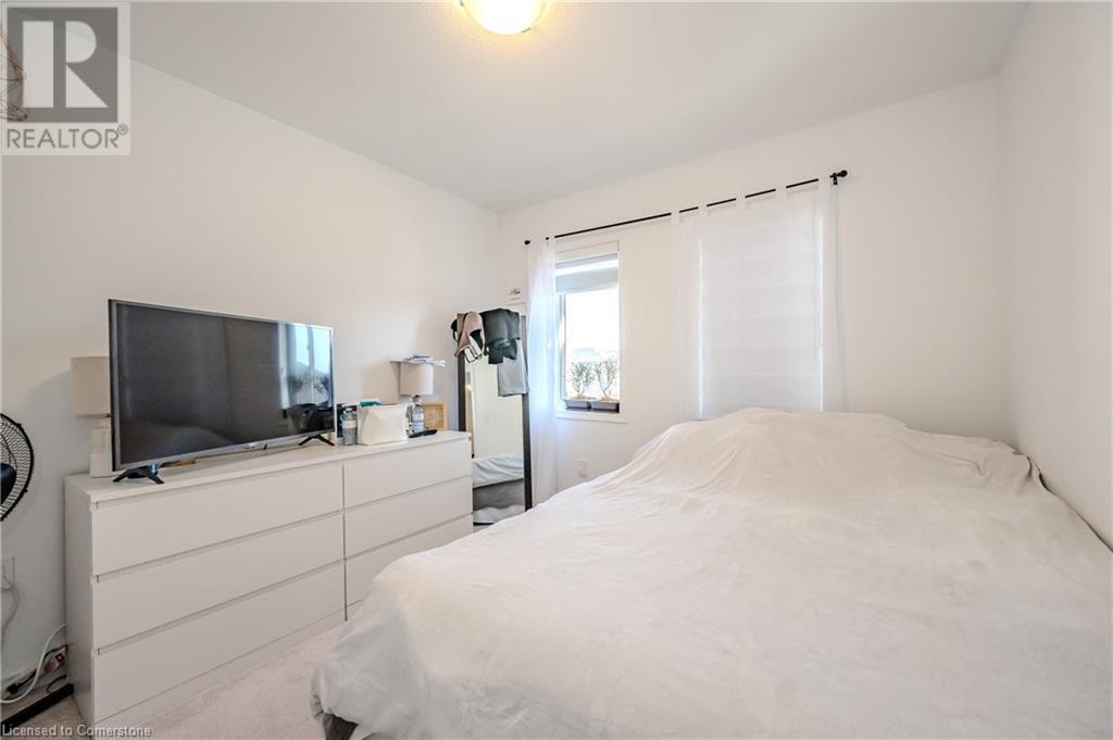 66 Forestwalk Street, Kitchener, Ontario  N2R 0S2 - Photo 12 - 40677594