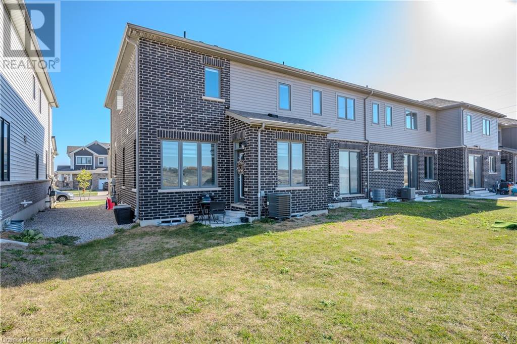 66 Forestwalk Street, Kitchener, Ontario  N2R 0S2 - Photo 15 - 40677594