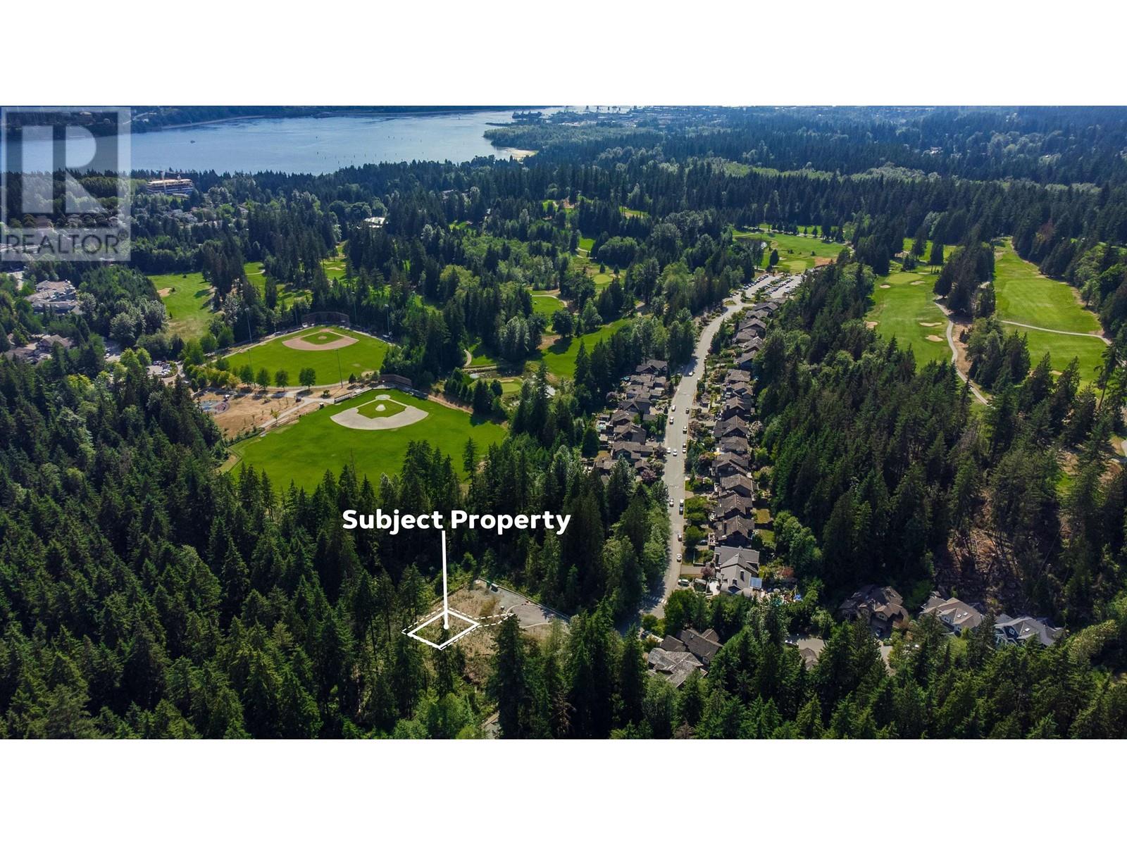 Listing Picture 2 of 7 : 3525 ANNE MACDONALD WAY, Vancouver / 溫哥華 - 魯藝地產 Yvonne Lu Group - MLS Medallion Club Member