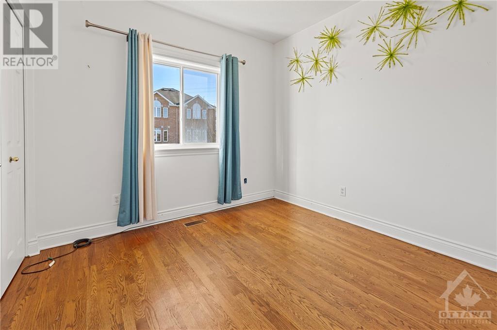 51 Castle Glen Crescent, Ottawa, Ontario  K2L 4G9 - Photo 14 - X10424912