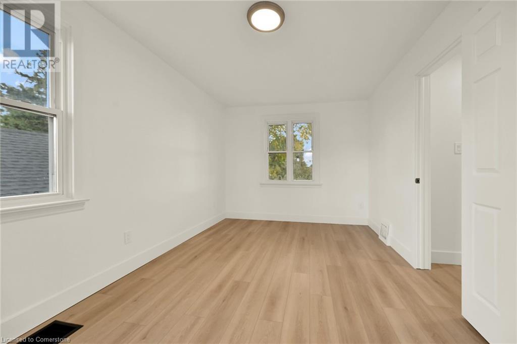 546 Woodward Avenue, Hamilton, Ontario  L8H 6P1 - Photo 20 - 40660866